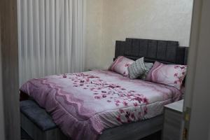 Postel nebo postele na pokoji v ubytování Sky Villa + 11 fotografií