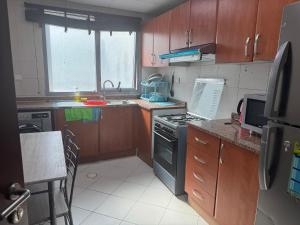 Kuchyň nebo kuchyňský kout v ubytování Özel oda özel banyo