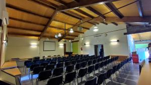 Konferenční prostory v ubytování Casa rural El Roble Hueco + 76 fotografií