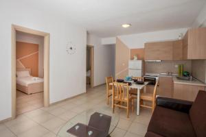 Kuchyň nebo kuchyňský kout v ubytování Serenity Garden house 2 + 6 fotografií