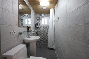 Un baño de HONGDAE t HOUSE