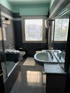 Ένα μπάνιο στο Appartamento Urban Daisy