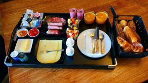 Jídlo v hotelu nebo okolí