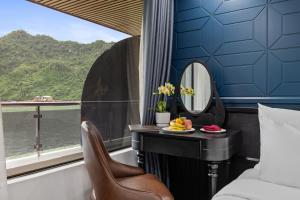 Γενική θέα στο βουνό ή θέα στο βουνό από  αυτό το πλωτό κατάλυμα