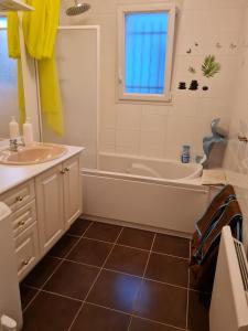 Ένα μπάνιο στο gîte des Bois