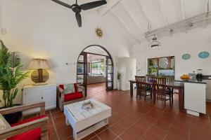 Nhà bếp/bếp nhỏ tại Villa Les Palmiers