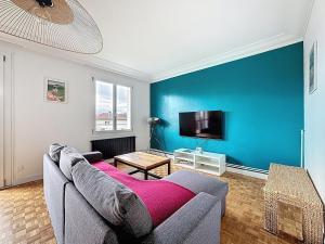 Afbeelding uit fotogalerij van Appartement sur Riom 6 pers in Riom +7 foto's