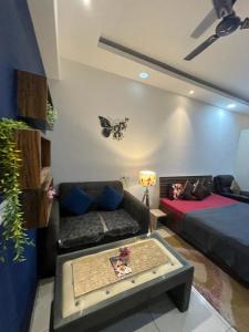 صورة لـ Coco Sunset View Luxury Suites في نويدا +26 صورة