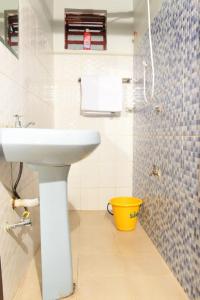 Ένα μπάνιο στο Pendo Furnished Apartments