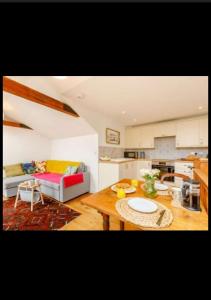 Η κουζίνα ή μικρή κουζίνα στο The cobblers