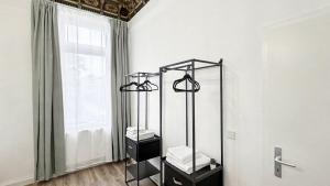 Fotografie z fotogalerie ubytování Apartment im Denkmal zentral in Krefeld mit hohen Decken v destinaci Krefeld