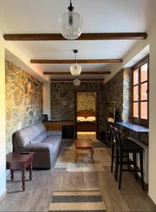 Χώρος καθιστικού στο To Pentrino 1