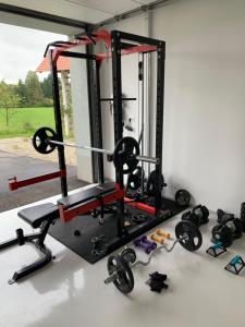 Spordikeskus ja/või sportimisvõimalused majutusasutuses Hiša nad izvirom reke Krke