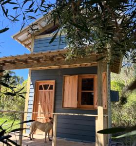 Το κτήριο όπου στεγάζεται  η παραθεριστική κατοικία