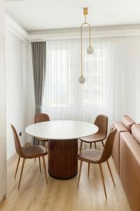 Χώρος καθιστικού στο Downtown Panorama 9th Floor