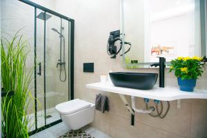 Ένα μπάνιο στο High-End Constitution Plaza Apartment - Malaga Center