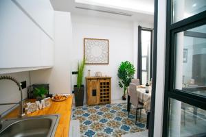Χώρος καθιστικού στο High-End Constitution Plaza Apartment - Malaga Center