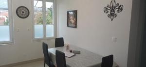 Fotografie z fotogalerie ubytování Maison individuelle Le Royaume Sauvage Gîte v destinaci Villentrois