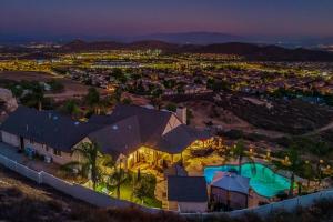 Φωτογραφία από το άλμπουμ του Amazing Privacy and Views on 5 Acres σε Murrieta