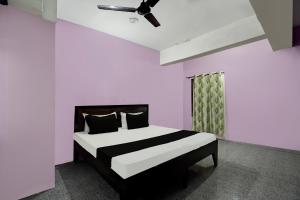 Gallery image of SPOT ON MR Guest House in Rudrapur