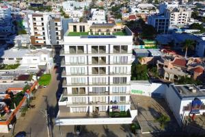 Το κτήριο όπου στεγάζεται  η παραθεριστική κατοικία