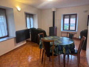 Φωτογραφία από το άλμπουμ του T3 proche de la source σε Ouhans