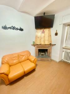 Μια τηλεόραση ή/και κέντρο ψυχαγωγίας στο Il Viaggiatore Roccacinquemiglia