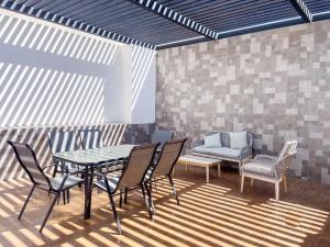 Χώρος καθιστικού στο Beautiful apartment 3 blocks from the beach +26 φωτογραφίες