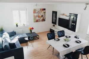 Køkken eller tekøkken på Modernes Penthouse mit Panorama im Herzen von Villingen