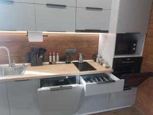 O bucătărie sau chicinetă la Спас Резорт