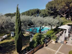 Bazén v ubytování La Picholine en Provence nebo v jeho okolí