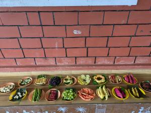 Φαγητό σε αυτό το δωμάτιο σε οικογενειακή κατοικία ή κάπου εκεί κοντά +14 φωτογραφίες