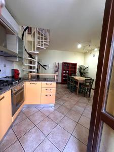 Kuchyň nebo kuchyňský kout v ubytování Casa Similli