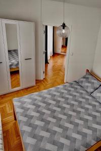 Postel nebo postele na pokoji v ubytování Marina2