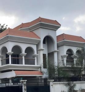 Το κτήριο όπου στεγάζεται  ο ξενώνας