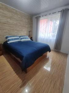 Ένα ή περισσότερα κρεβάτια σε δωμάτιο στο Nena`s Cozy Home +3 φωτογραφίες