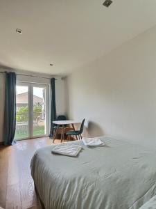 Postel nebo postele na pokoji v ubytování Studio centre Aix - Climatisé avec terrasse