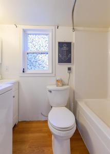 Koupelna v ubytování Birdhouse country living close to everything