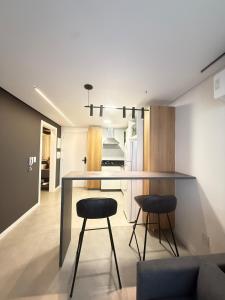 Η κουζίνα ή μικρή κουζίνα στο Apartamento - Vista da Catedral