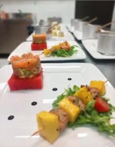 Φαγητό σε αυτή η εξοχική κατοικία ή κάπου εκεί κοντά