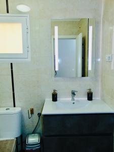 Un baño de Cuscio House Fuerteventura