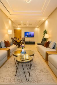 TV a/nebo společenská místnost v ubytování Confort et Piscine, à 5 min de Rabat et Aéroport