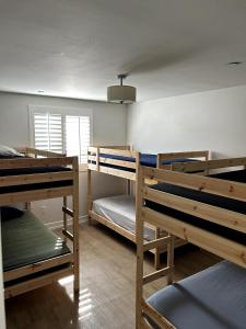 Postel nebo postele na pokoji v ubytování Normandie Good Vibes Only