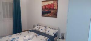 Postel nebo postele na pokoji v ubytování Luma Haven