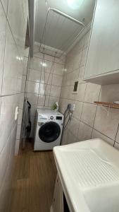 Un baño de Residencial Solar das Bromélias