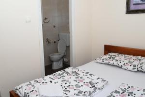 Φωτογραφία από το άλμπουμ του Hostel Prag Hill στη Μπάνια Λούκα +1 φωτογραφίες