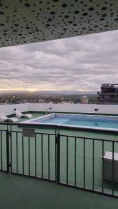 Bazén v ubytování Victoria Tower Category Department nebo v jeho okolí