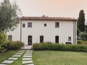 Κήπος έξω από το Agriturismo GIOLE