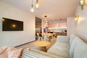 Μια τηλεόραση ή/και κέντρο ψυχαγωγίας στο Jantar Porta Mare apartament