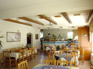 
A restaurant or other place to eat at Hotel Megas Alexandros
